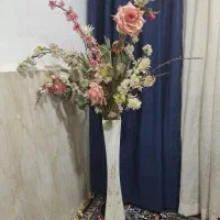 گلدان بزرگ گل