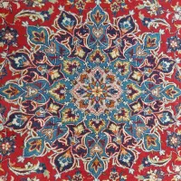 فرش دستبافت بسیار تمیز و سالم