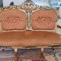 دو دست مبل راحتی و سلطنتی|مبلمان خانگی و میز عسلی|شیروان (خراسان), |دیوار
