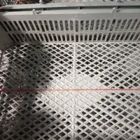 استخدام نیروی کار در جعبه زنی