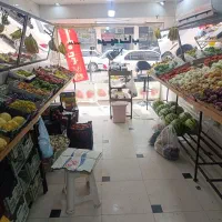 فروشنده خانم