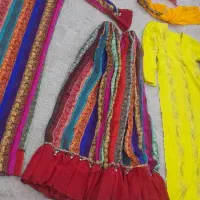 تعدادی لباس محلی|لباس|دهدشت, |دیوار