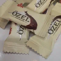 شکلات کنار قهوه