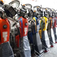 موتور مزایده(( لطفا با دقت توضیحات اگهی بخون ))