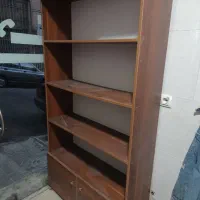 ویترین طبقه یا کتابخونه