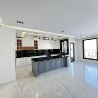 سازه قوی شهرک غرب ۱۳۸ متر ۲ پارکینگ