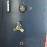 فروش گاو صندوق ۵۰۰ کیلویی  دمیر