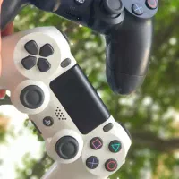 دستگیره دسته پلی2 1 4 XBOX360)بیسیم3فورPCفت۵فلشخور|کنسول، بازی ویدئویی و آنلاین|تهران, مسعودیه|دیوار