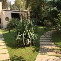 ویلا کامرانیه شمالی مناسب سکونت وکار