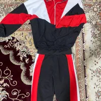 تعدادی مانتو وشومیززنانه