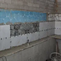 کارگر کاشی کاری دوغاب ریز