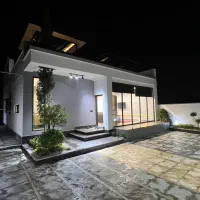 ویلای-ساحلی-مدرن-جکوزی-6نفره