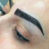 مشاور کلینیک زیبایی