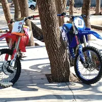 yz125|موتورسیکلت|قم, نخودی|دیوار