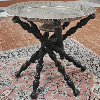 سینی با پایه چوبی