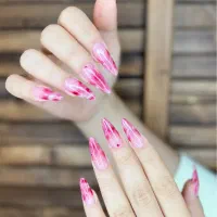 آموزش کاشت ناخن