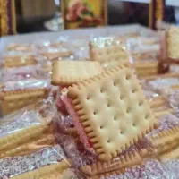 کانفت و بیسکوبیت ژله ای و باسلوق پرچمی|خوردنی و آشامیدنی|رشت, پارک شهر|دیوار