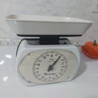 ترازوی ده کیلویی آشپزخانه نو و سالم