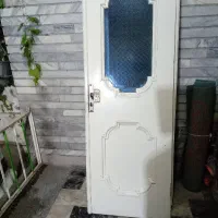 دو عدد در چوبی