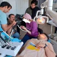 آموزش دندانپزشکی(دستیار دندانپزشک)