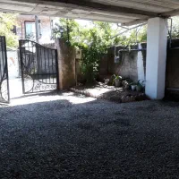 ۹۰ متری همکف حیاط مشترک با مالک الفکلا