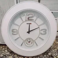 ساعت دو موتوره