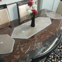 میز غذاخوری شش نفره