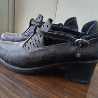 کفش|کیف، کفش، کمربند|بیرجند, |دیوار