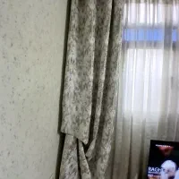 کنار پرده