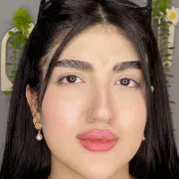 مدل  ژورنالی رایگان|خدمات آرایشگری و زیبایی|اندیشه, اندیشه فاز ۱|دیوار