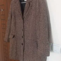 تعدادی کاپشن وبارونی وپالتو زمستانی و پاییزی