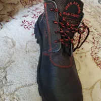 کفش کار نو42