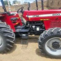 تراکتور ۸۰۰