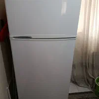 یخچال فروشی تمیز