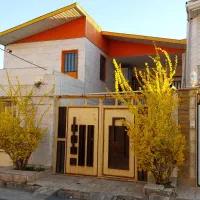 خانه-ویلایی-تمیز-و-شیک-در-هیو