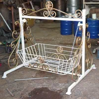 گهواره نوزاد فلزی