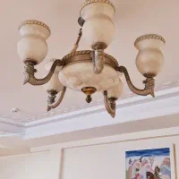 لوستر ۶شاخه و دو لوستر تک شاخه