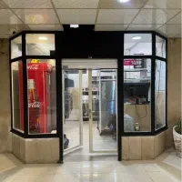 یک باب مغازه داخل پاساژ صاحبقرانیه