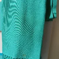 شال|لباس|رشت, لاکانی|دیوار