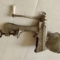 آبمیوه‌گیری دستی عتیقه آهنی(چدنی)|آبمیوه‌گیر و آب‌مرکبات‌گیر|تهران, مشیریه|دیوار