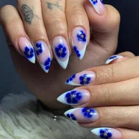 کاشت ناخن یلدایی