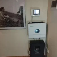 فروش تجهیزات تولید برق از خورشید برق اضطراری|مصالح و تجهیزات ساختمان|قم, فرهنگیان و شهربانی|دیوار