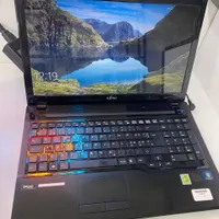 لپ تاپ ژاپنی Fujitsu