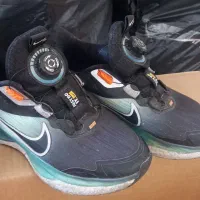 کتونی سایز ۴۰ و کاپشن