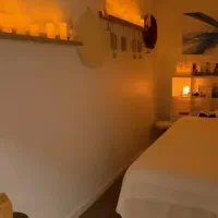 ارائه خدمات ماساژ