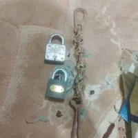 زنجیر در ودو قفل دویست ساله