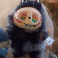 عروسک لبو بو