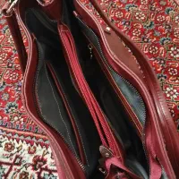 کیف|کیف، کفش، کمربند|زنجان, |دیوار