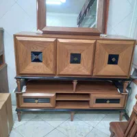 آیینه و کنسول