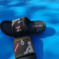 دمپایی‌|کیف، کفش، کمربند|یاسوج, |دیوار